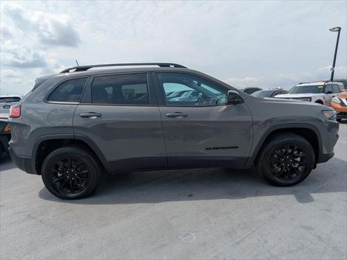 2023 Jeep Cherokee Altitude Lux 4x4