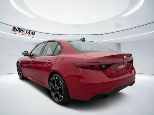 2022 Alfa Romeo Giulia Ti