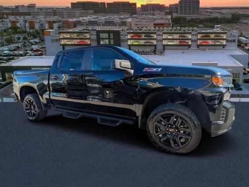 2022 Chevrolet Silverado 1500 Limited Custom Trail Boss