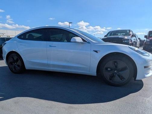 2020 Tesla Model 3 Standard Range