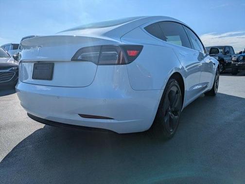 2020 Tesla Model 3 Standard Range
