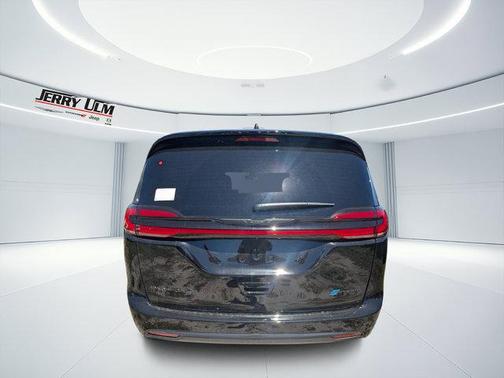 2025 Chrysler Pacifica Hybrid Select