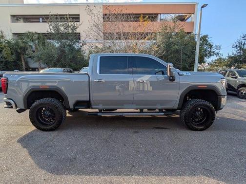 2024 GMC Sierra 2500 SLT