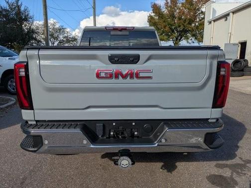 2024 GMC Sierra 2500 SLT