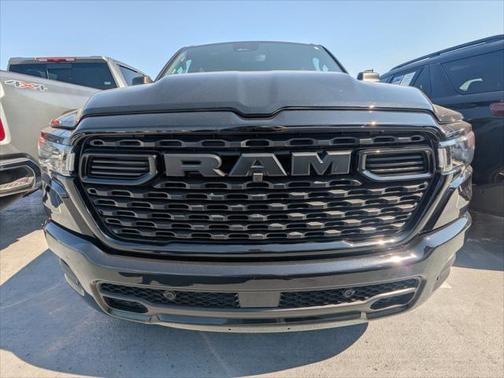 2025 RAM 1500 Tradesman Crew Cab 4x4 57' Box