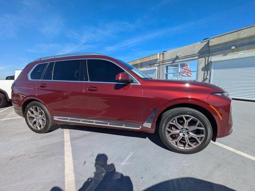 2025 BMW X7 xDrive40i