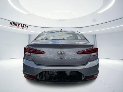 Machine Gray 2019 Hyundai ELANTRA SEL