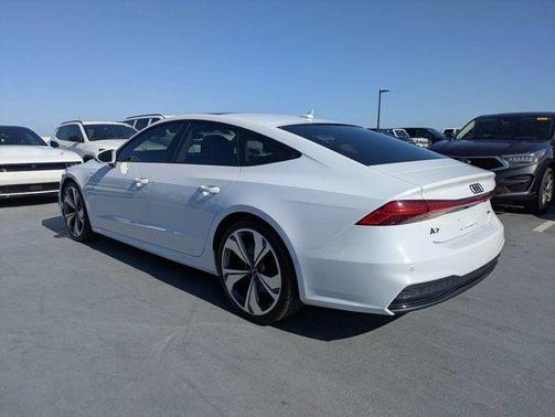 Glacier White Metallic 2022 Audi A7 55 Premium