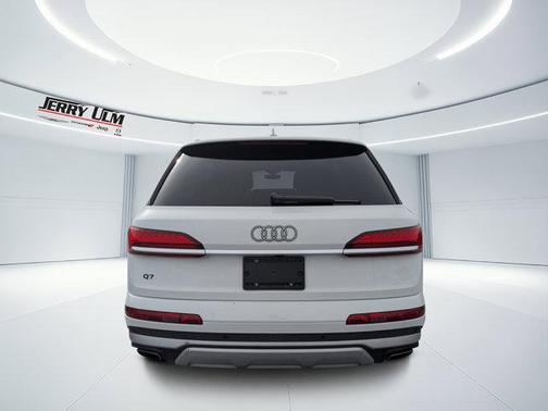 2025 Audi Q7 55 Premium Plus