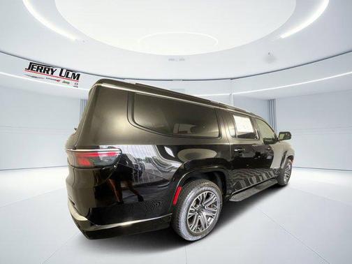 2024 Jeep Wagoneer L Series II 4x4