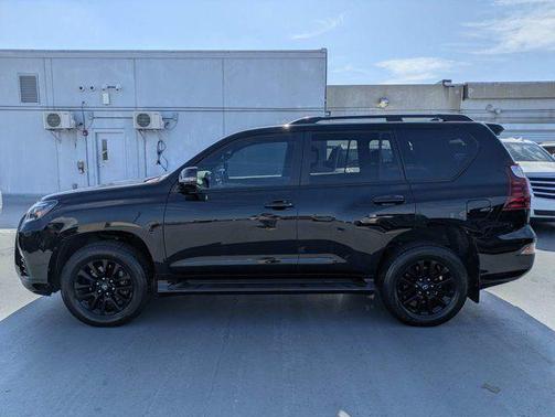 Black Onyx 2022 Lexus GX 460