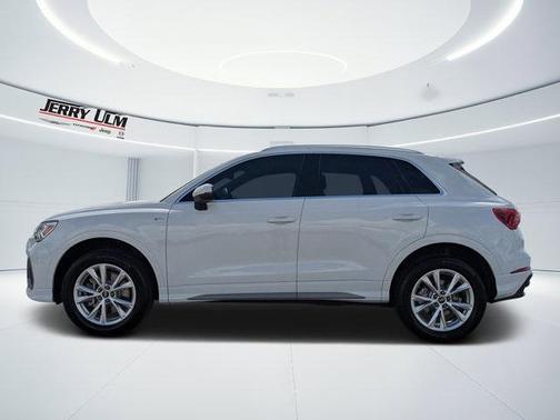 2024 Audi Q3 45 S line Premium