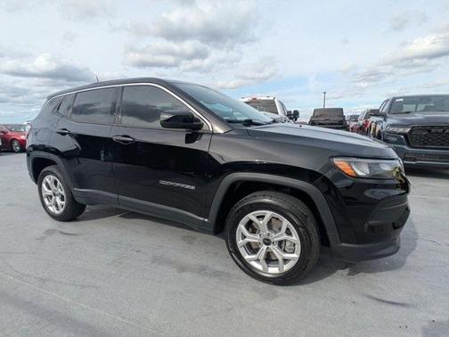 2025 Jeep Compass Sport