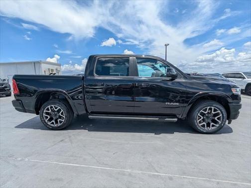 2025 RAM 1500 Laramie Crew Cab 4x4 57' Box