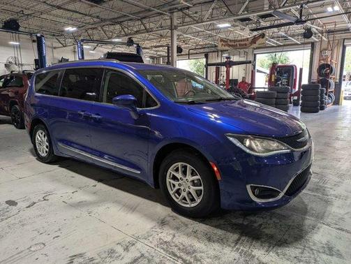Ocean Blue Metallic 2020 Chrysler Pacifica Touring-L