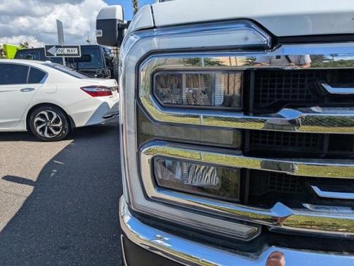 2023 Ford F-350 Lariat Super Duty