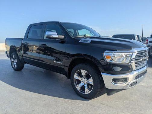 2024 RAM 1500 Laramie Crew Cab 4x2 57' Box
