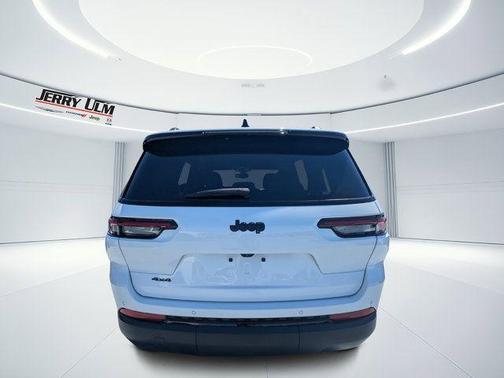 Bright White Clearcoat 2023 Jeep Grand Cherokee L Laredo