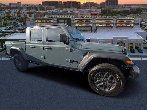 2026 Jeep Gladiator Sport