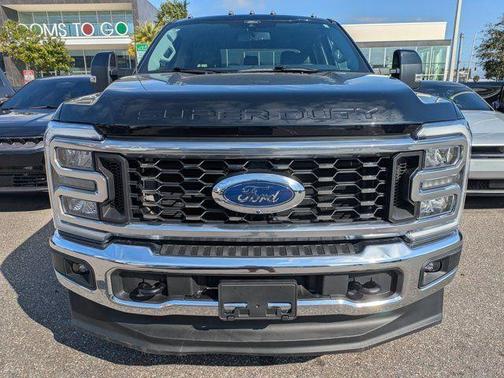 2025 Ford F-350 Lariat Super Duty