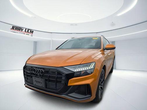 Dragon Orange Metallic 2023 Audi Q8 55 Premium Plus