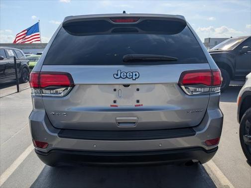 2021 Jeep Grand Cherokee Laredo E 4x4