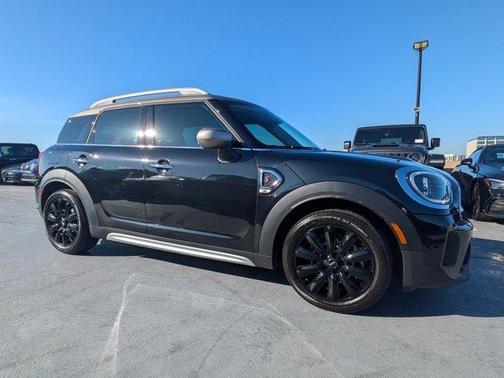 2023 MINI Countryman Cooper S