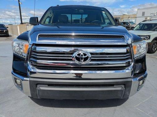 2017 Toyota Tundra SR5