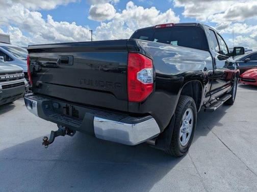 2017 Toyota Tundra SR5