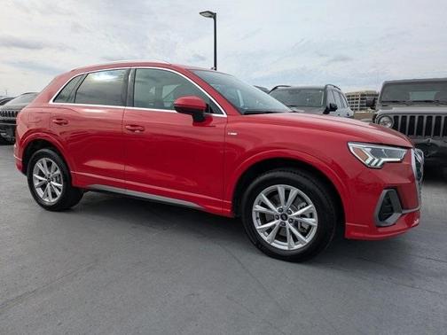 2025 Audi Q3 45 S line Premium