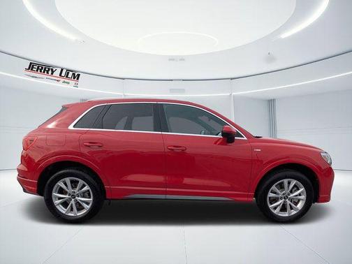 2025 Audi Q3 45 S line Premium