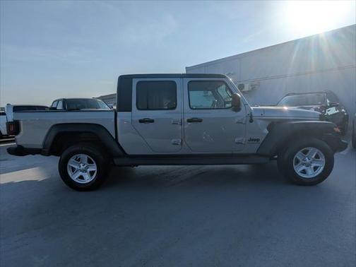 2020 Jeep Gladiator Sport S 4X4