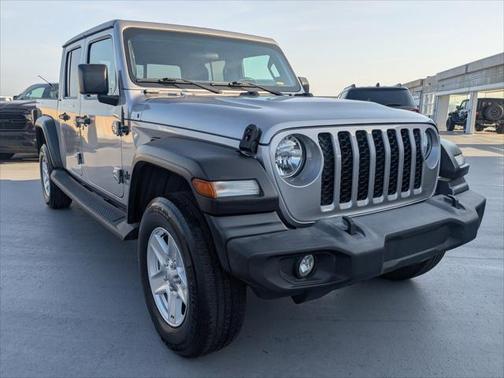 2020 Jeep Gladiator Sport S 4X4