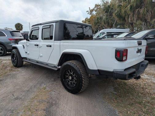 2021 Jeep Gladiator Sport