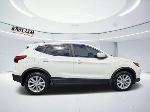 2018 Nissan Rogue Sport S