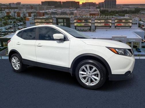 2018 Nissan Rogue Sport S