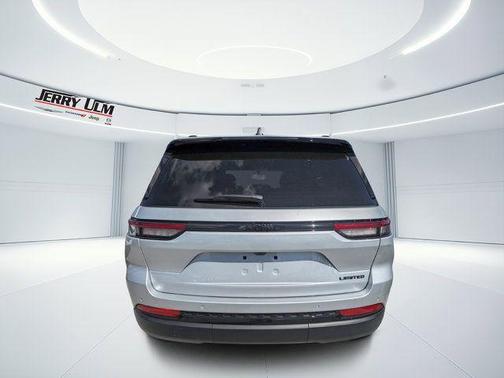 Silver Zynith 2025 Jeep Grand Cherokee Limited