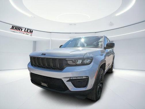 Silver Zynith 2025 Jeep Grand Cherokee Limited