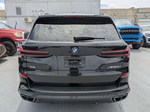 Black Sapphire Metallic 2024 BMW X5 M60i