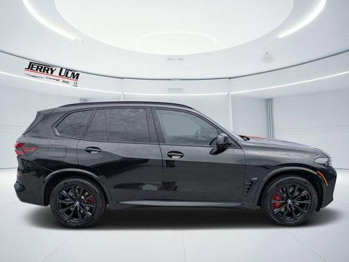 Black Sapphire Metallic 2024 BMW X5 M60i