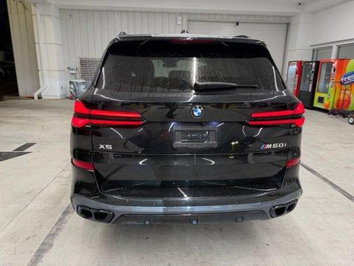 Black Sapphire Metallic 2024 BMW X5 M60i