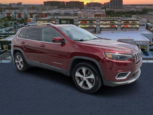 Velvet Red Pearlcoat 2019 Jeep Cherokee Limited