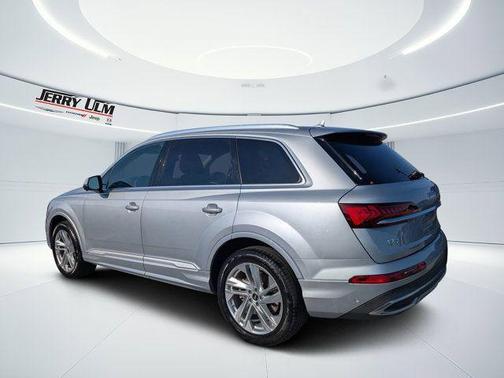 Florett Silver Metallic 2022 Audi Q7 55 Premium Plus