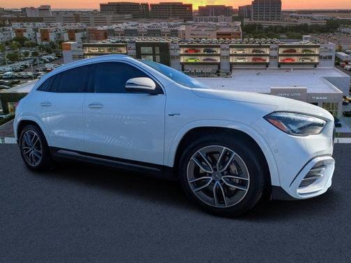 2025 Mercedes-Benz AMG GLA 35 Base