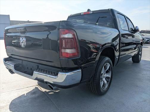 2024 RAM 1500 Laramie Crew Cab 4x2 57' Box