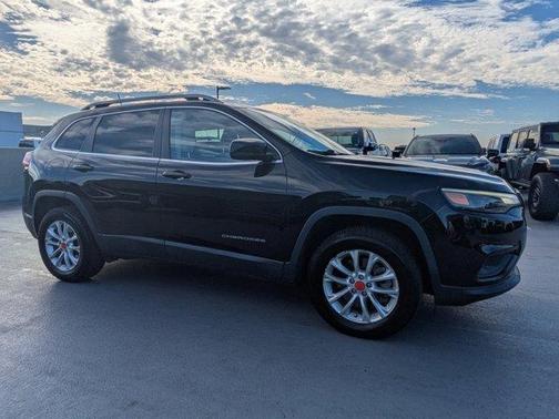 2019 Jeep Cherokee Latitude