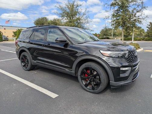 Agate Black 2023 Ford Explorer ST