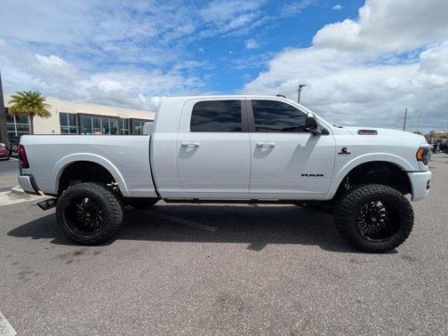 Bright White Clearcoat 2021 RAM 2500 Limited