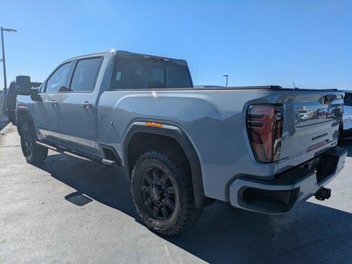 2024 GMC Sierra 2500 AT4