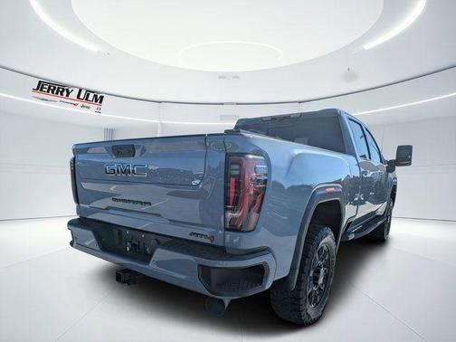 2024 GMC Sierra 2500 AT4